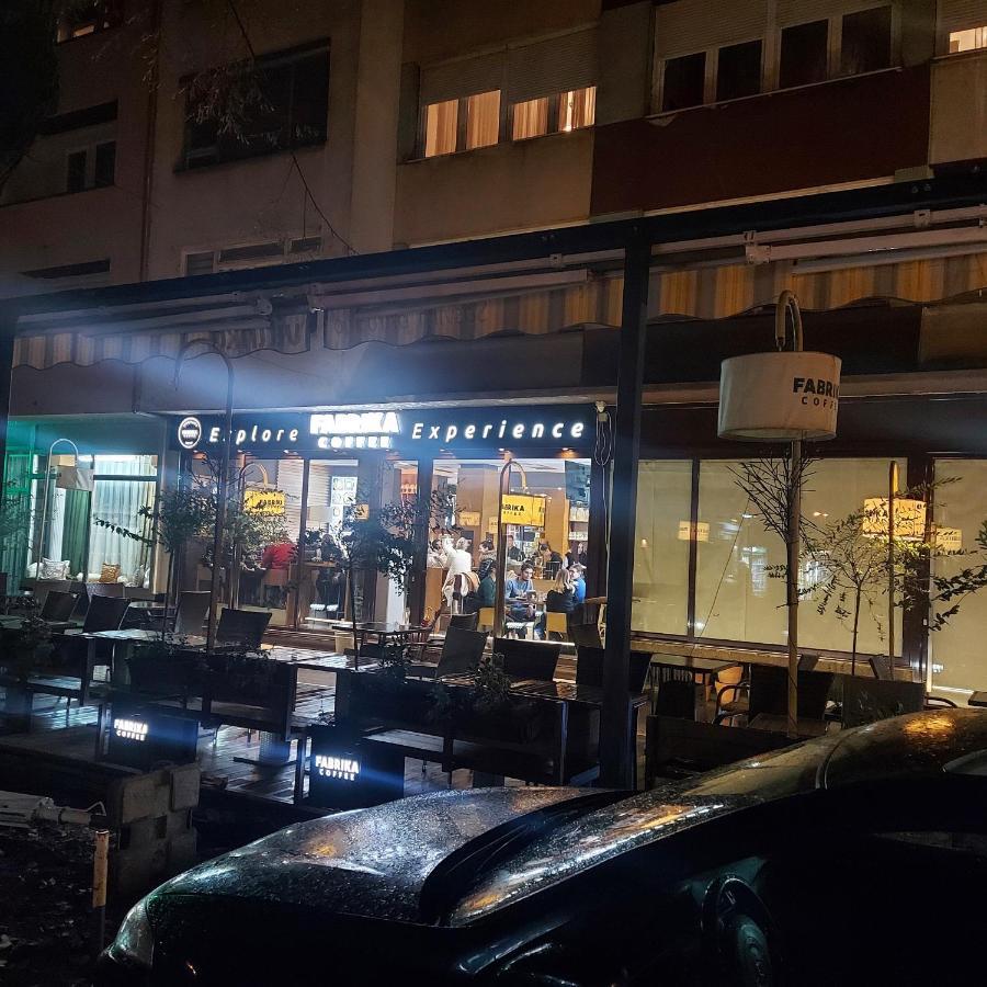 Apartman Pozoriste Penthaus Banja Luka Kültér fotó